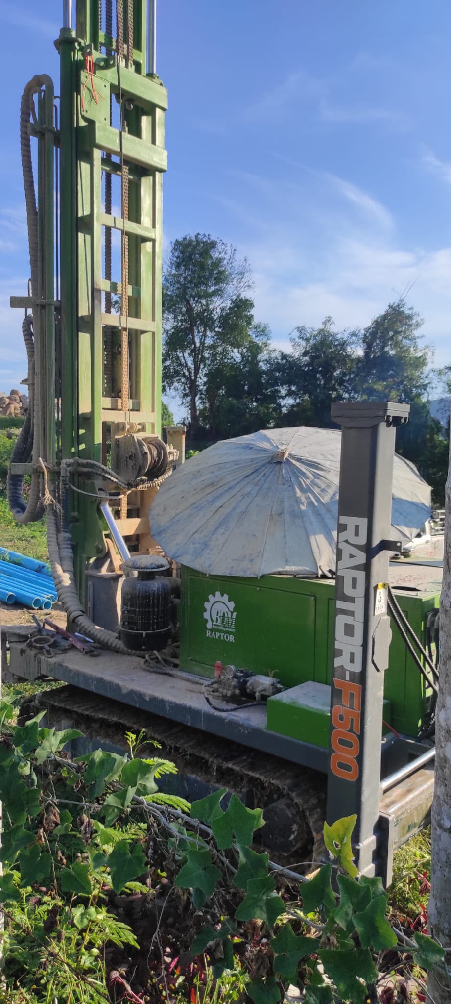 Raptor F500 crawler drilling rig on the ULU Villas construction site